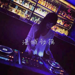 中国女乳奴隶护士
